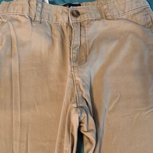 Place Men's Khaki Straight Chinos in Tan